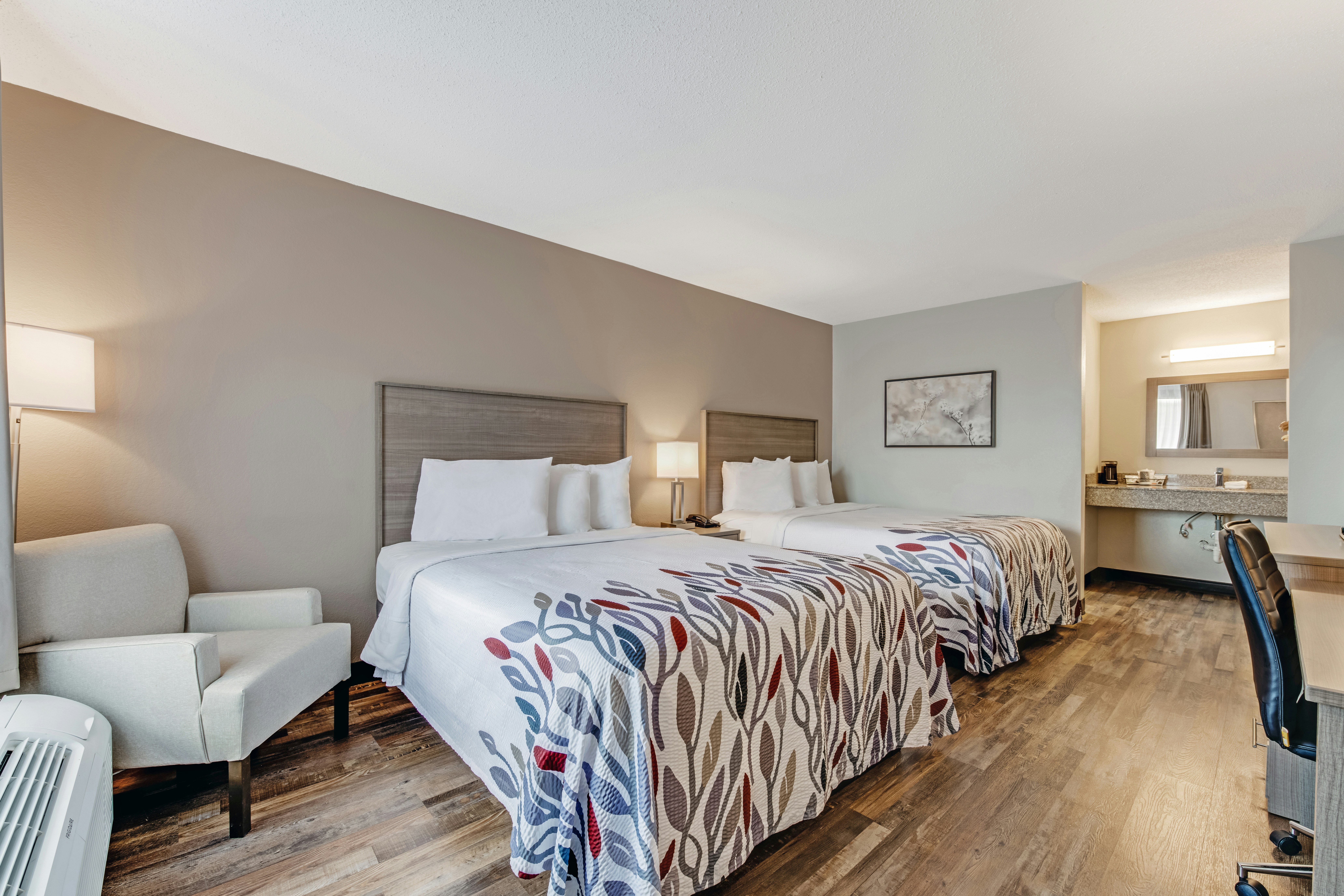 Deluxe, 2 Queen Beds