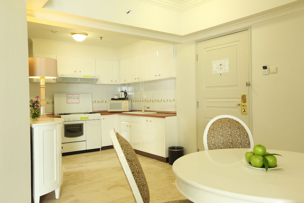 Aryaduta Suites Semanggi 37/37