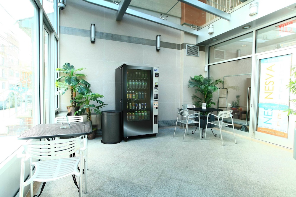 Nesva Hotel 32/37