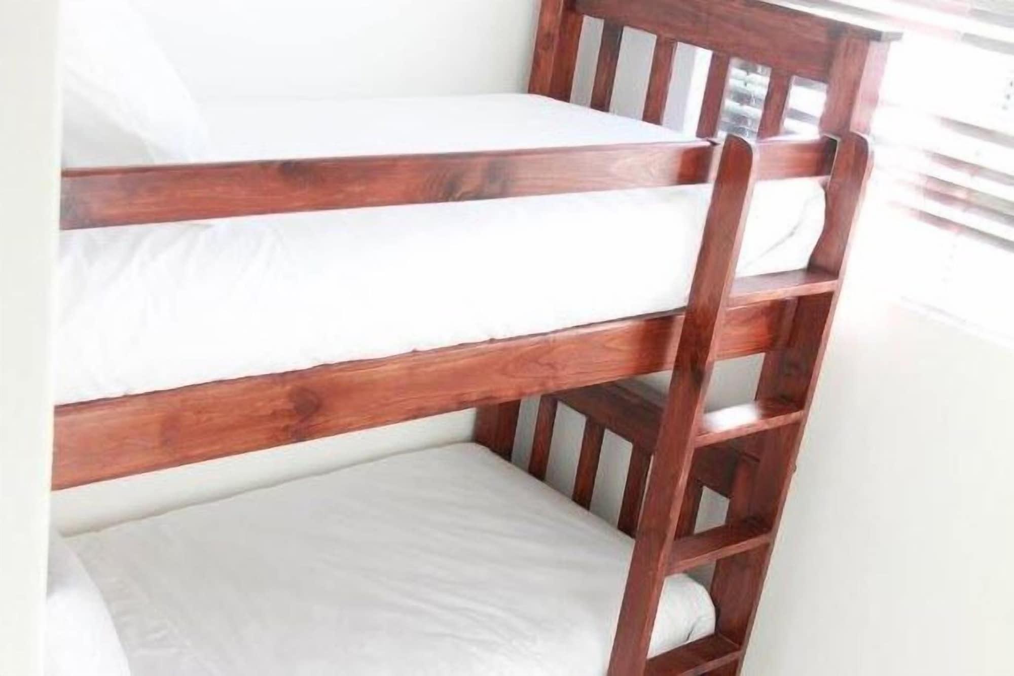 1St Class Manor B&B 3/23