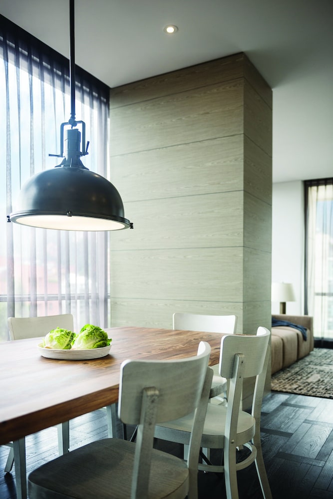 8010 Urban Living 22/46