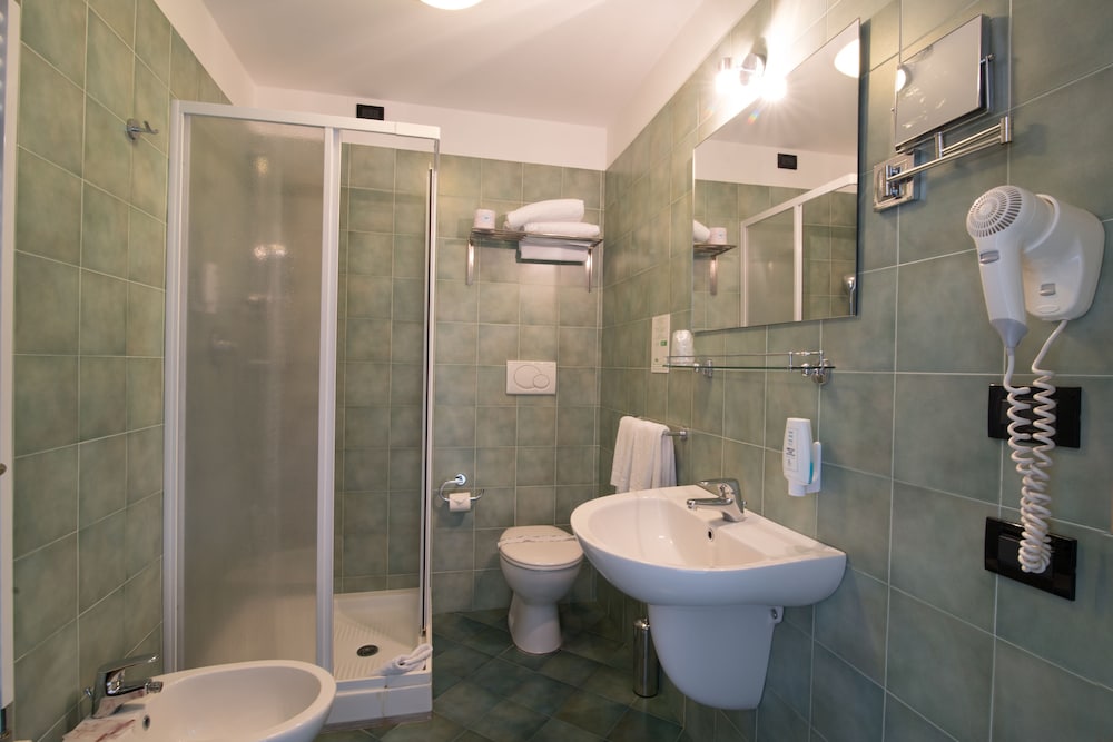 Green Class Hotel Candiolo 12/61