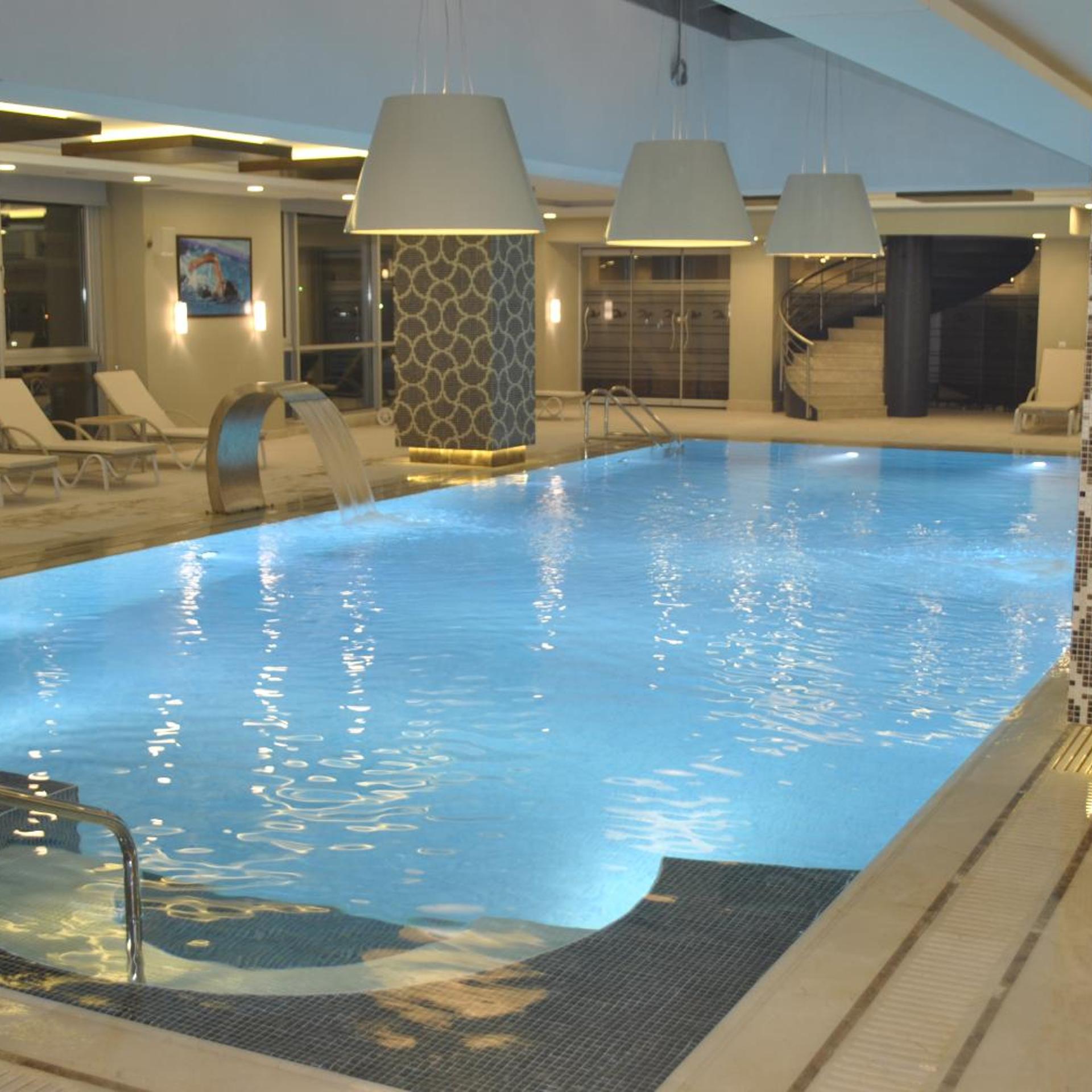 Kurmick Maysan Hotel 8/66