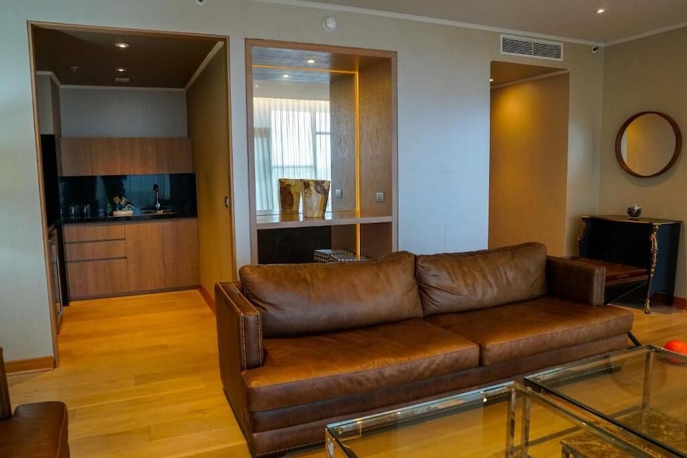 Hotel Parada Linares 30/50