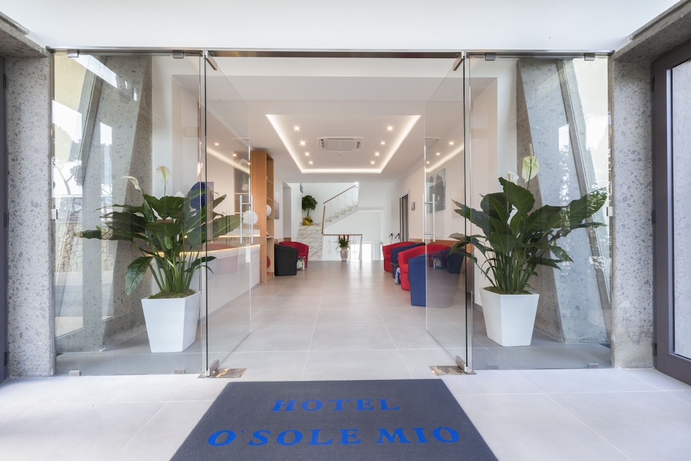 Lobby at Hotel O' Sole Mio, MASSA LUBRENSE