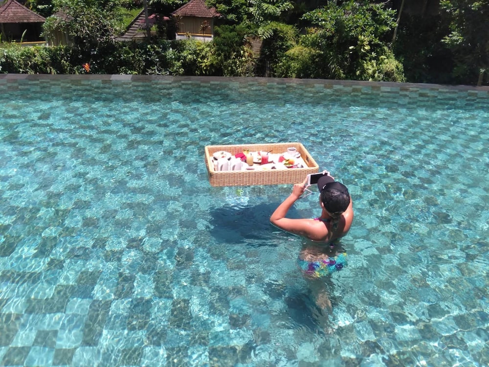 Labak River Hotel 46/71