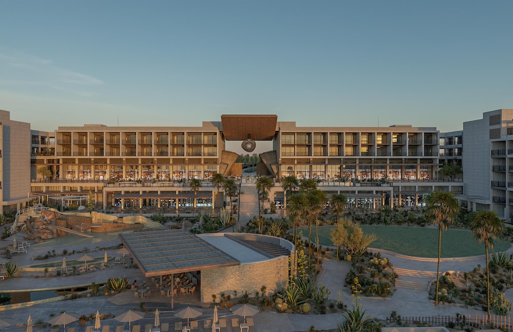 Grand Hyatt Los Cabos Resort, Golf & Spa, All-Inclusive 5/50
