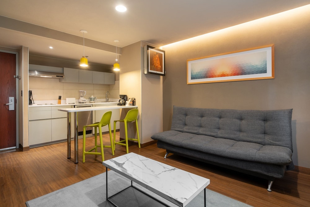 City Express Suites by Marriott Queretaro 52/73