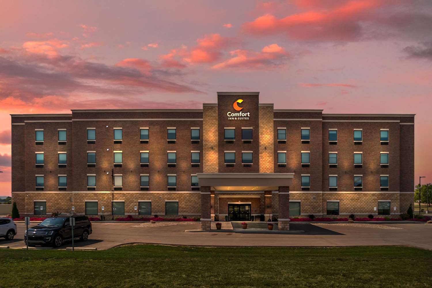 Comfort Inn & Suites Adrian 2/28