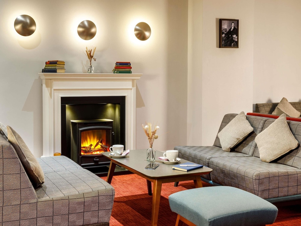 Mercure Telford Centre 43/69