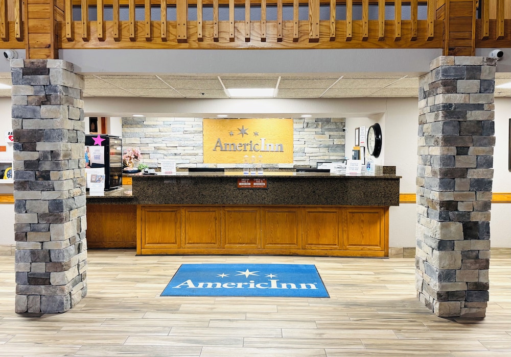 AmericInn by Wyndham Ames 8/49
