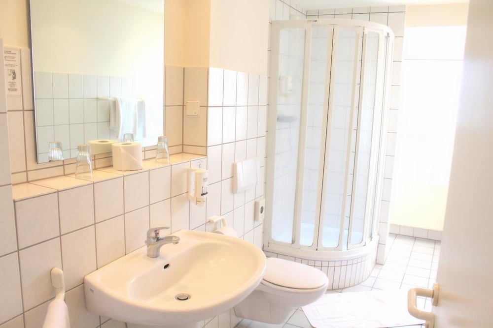 Hotel Elbroich Düsseldorf 32/33
