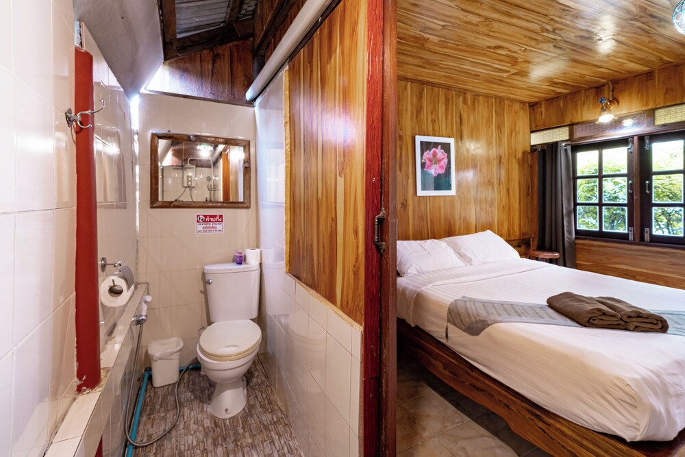 Athithara Homestay 67/68