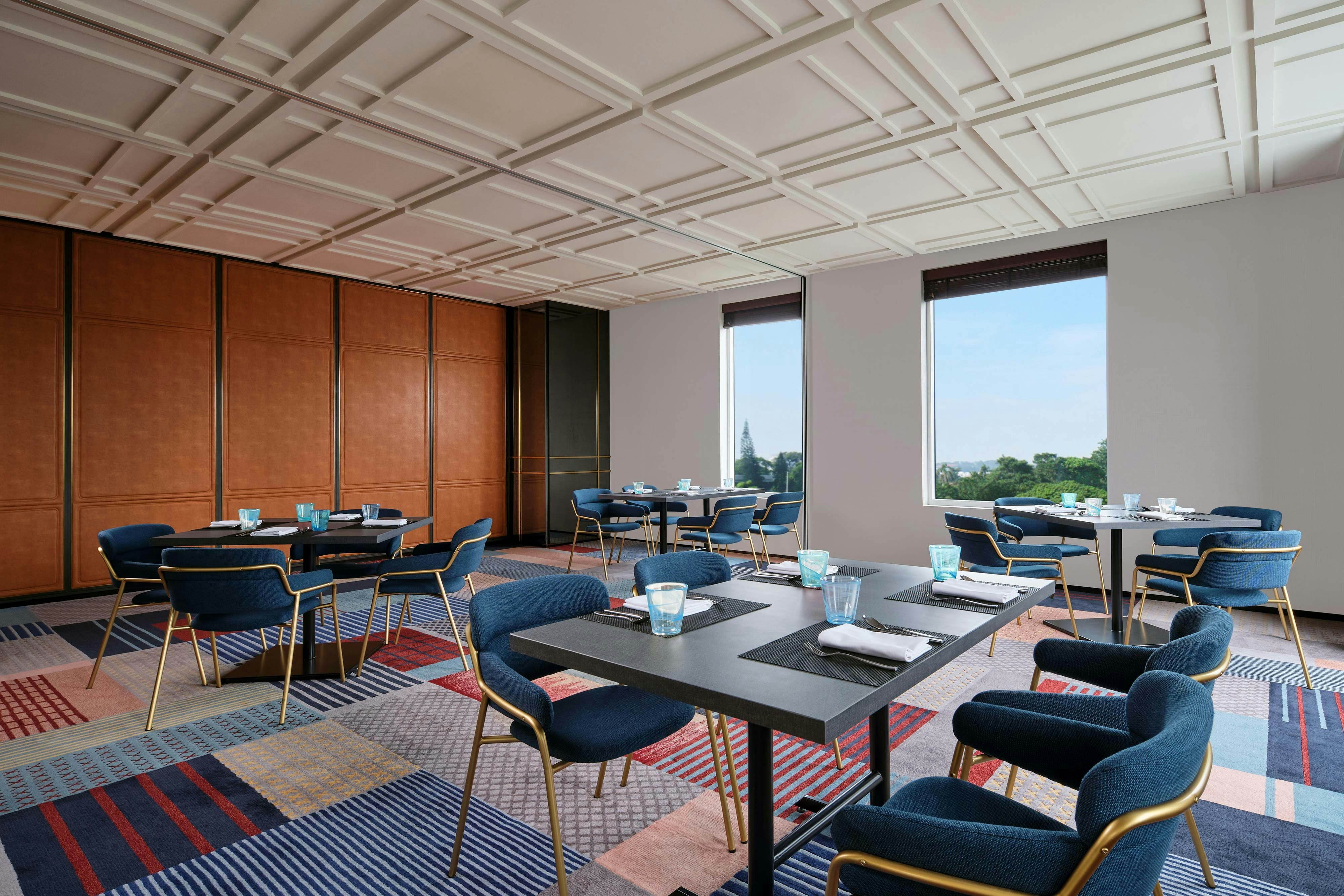 Aloft South Jakarta 34/46