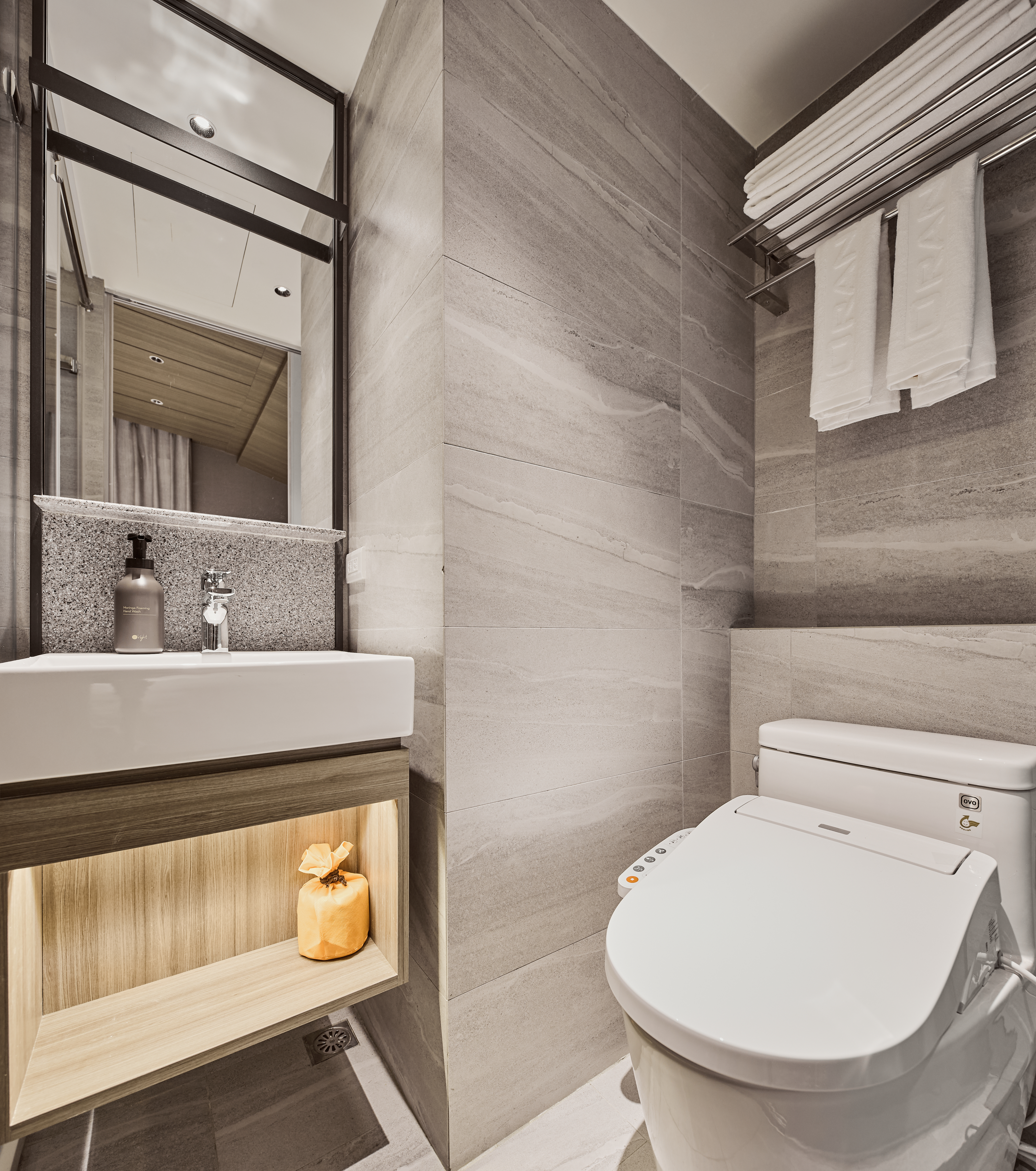Orange Hotel Ximen Hanzhong 40/49