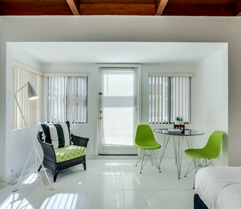 The Three Fifty Hotel - Adults Only 36/63