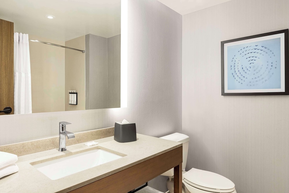 Hyatt Place Columbus/Polaris 33/37