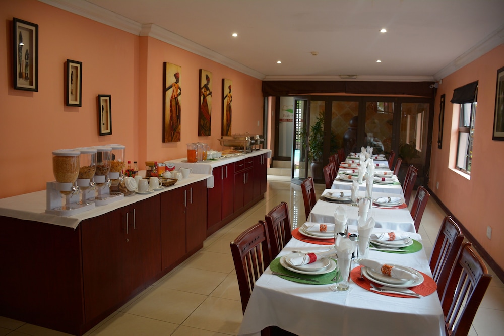 Cozy Nest Guest House - Durban North Natal 8/15
