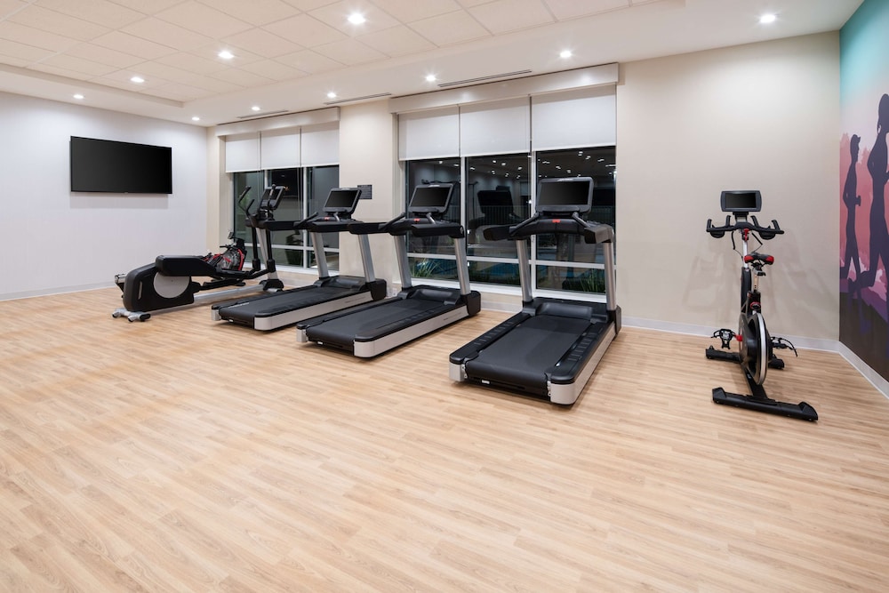 Hyatt Place Bakersfield 23/46