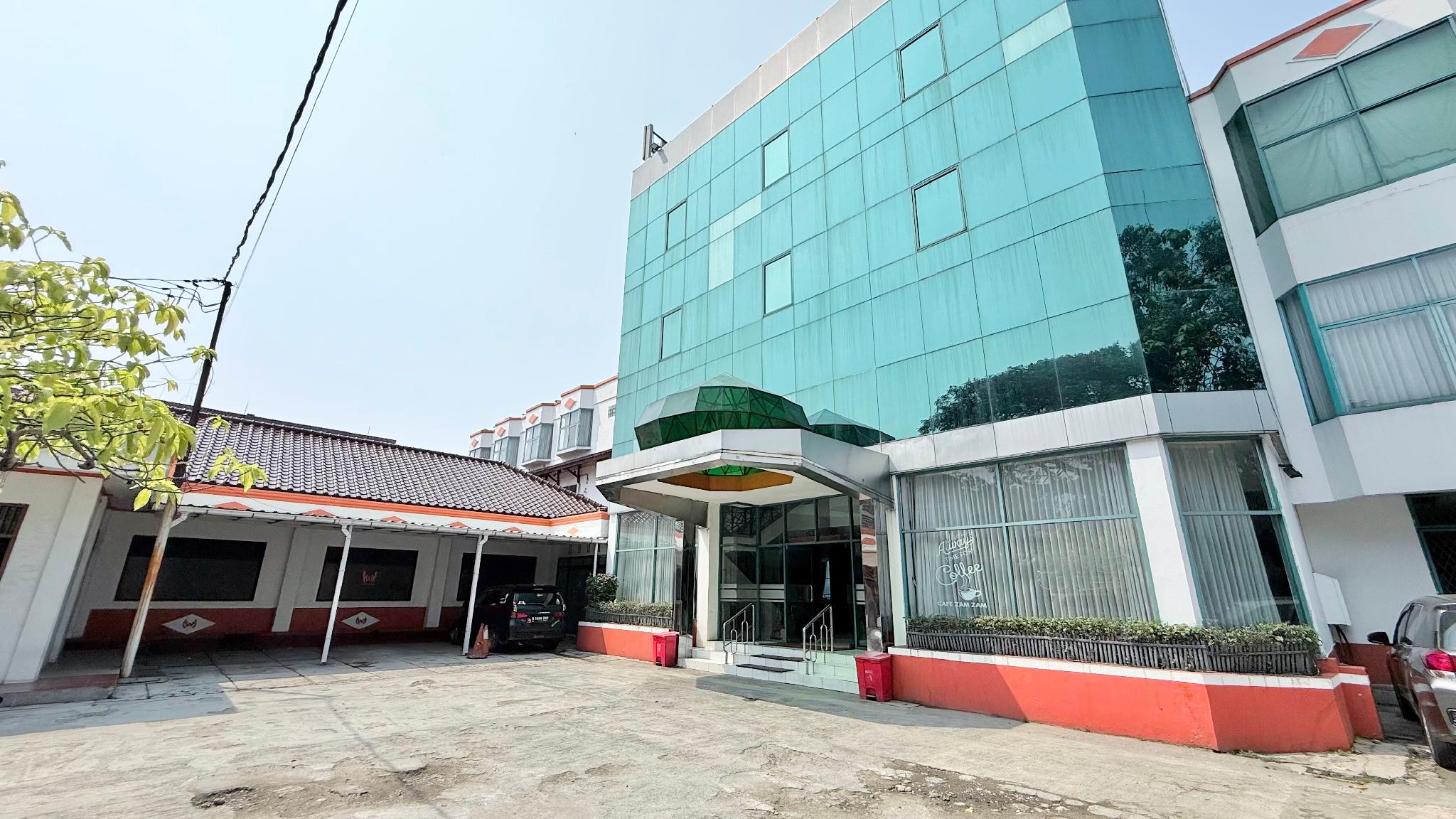 Hotel Huswah 2/40