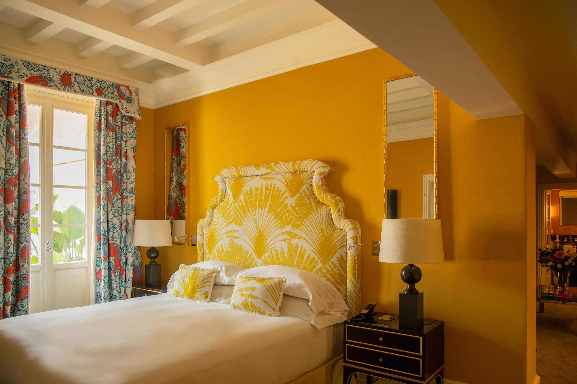 suite, terrace