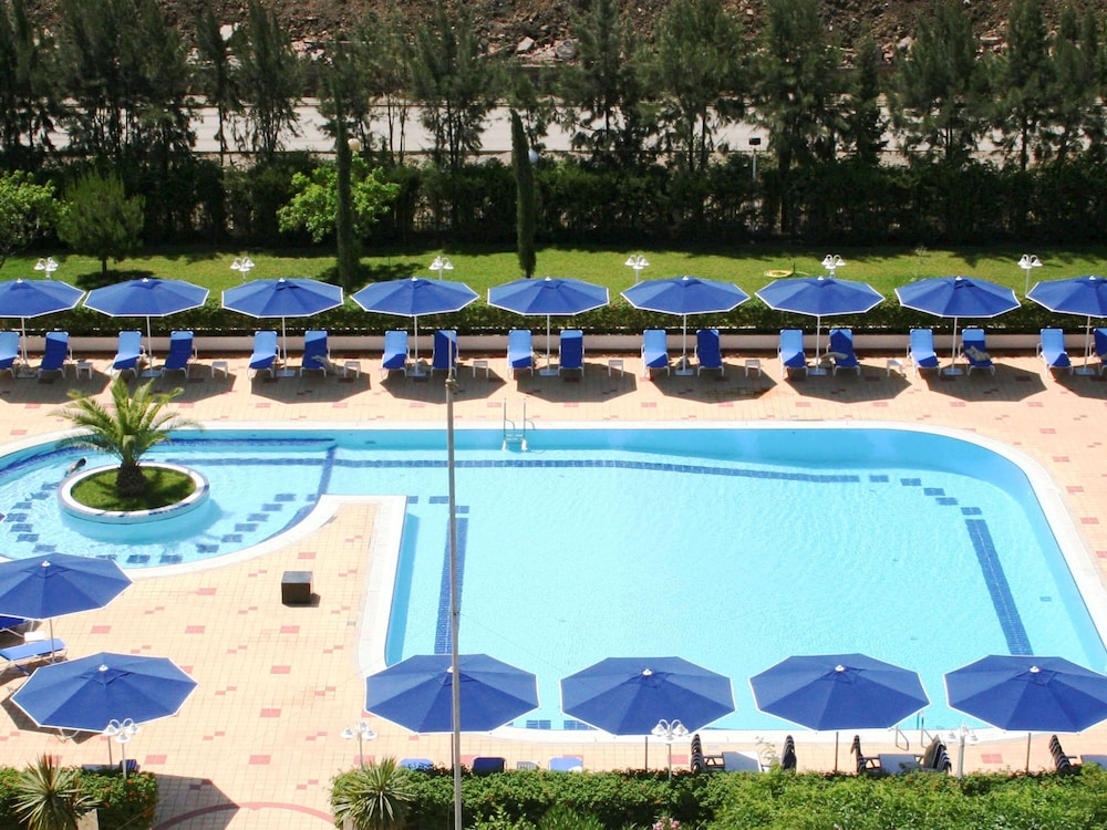 Mercure Alger Aeroport 75/78