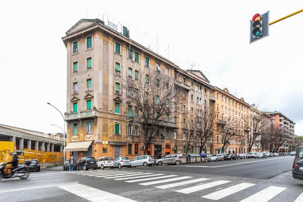 Roma Suite 5/9