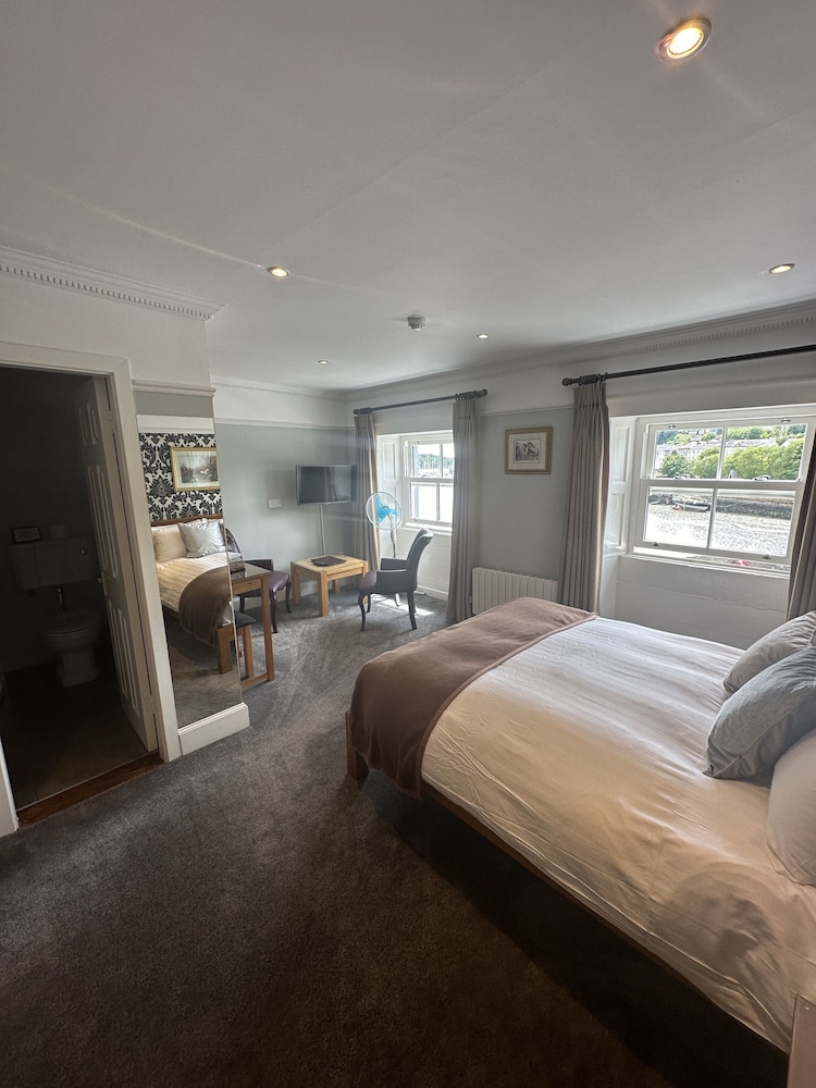 Long Quay House 11/50