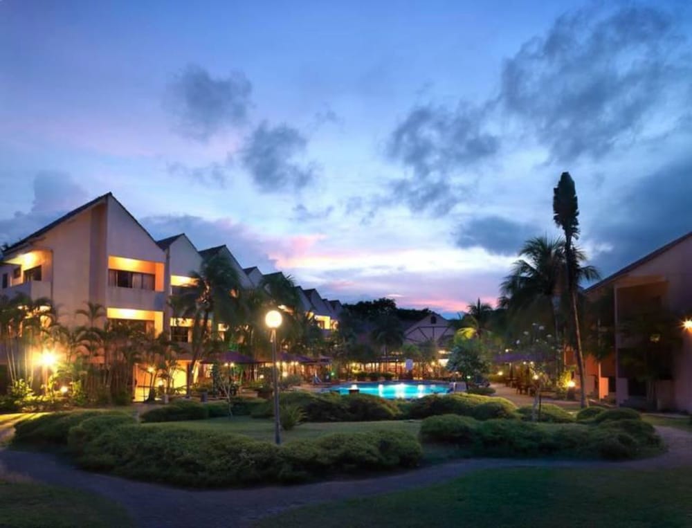 Holiday Villa Beach Resort Spa Cherating