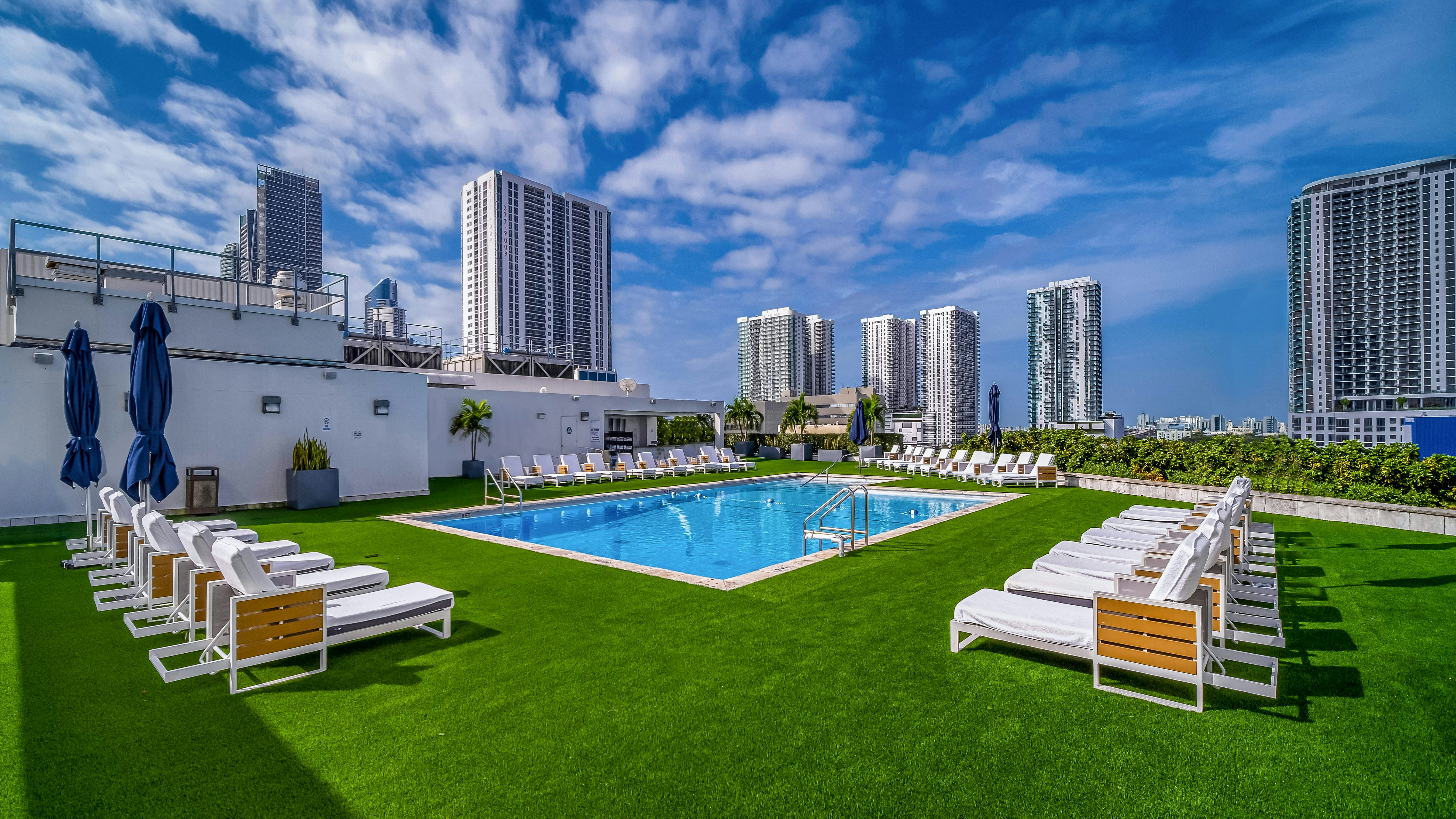 Hilton Miami Downtown 50/55