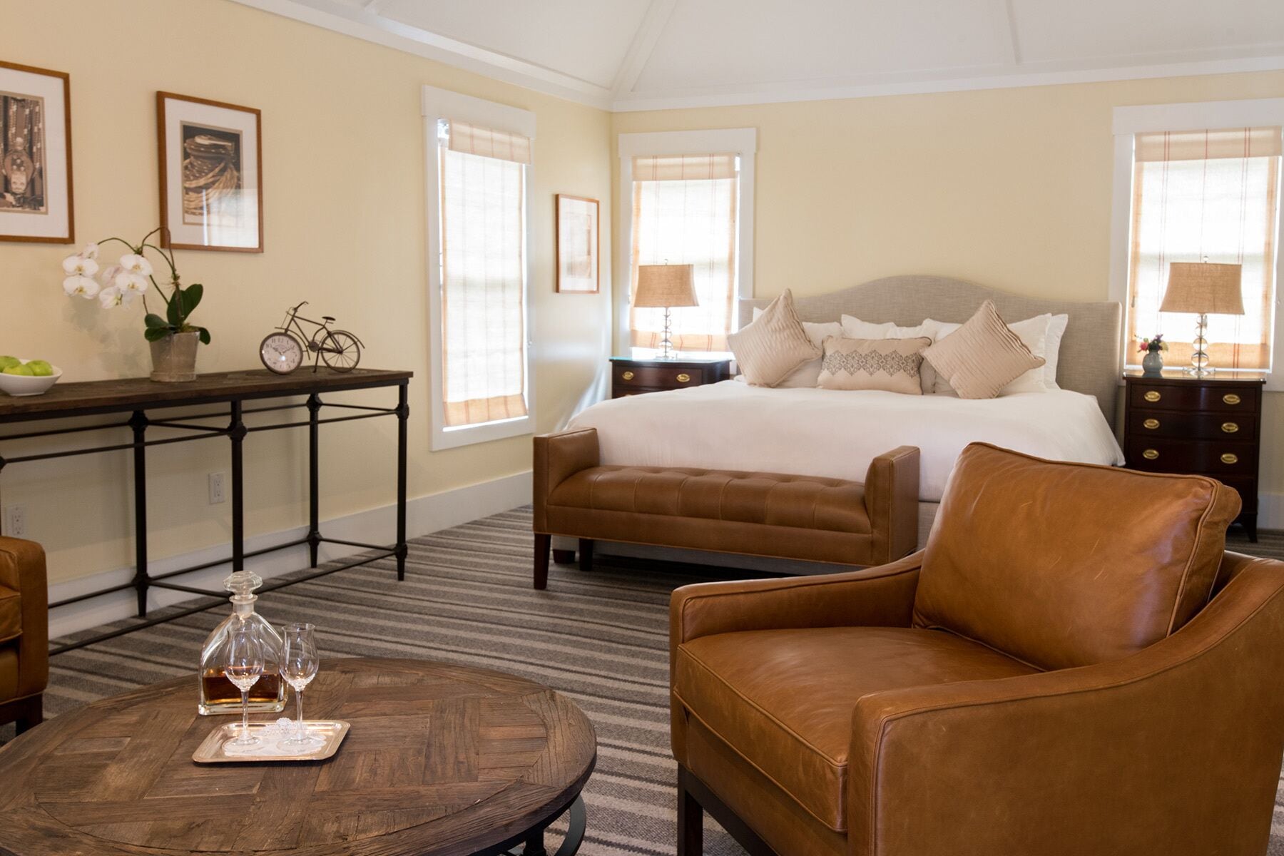 May's, Cottage, King Bed