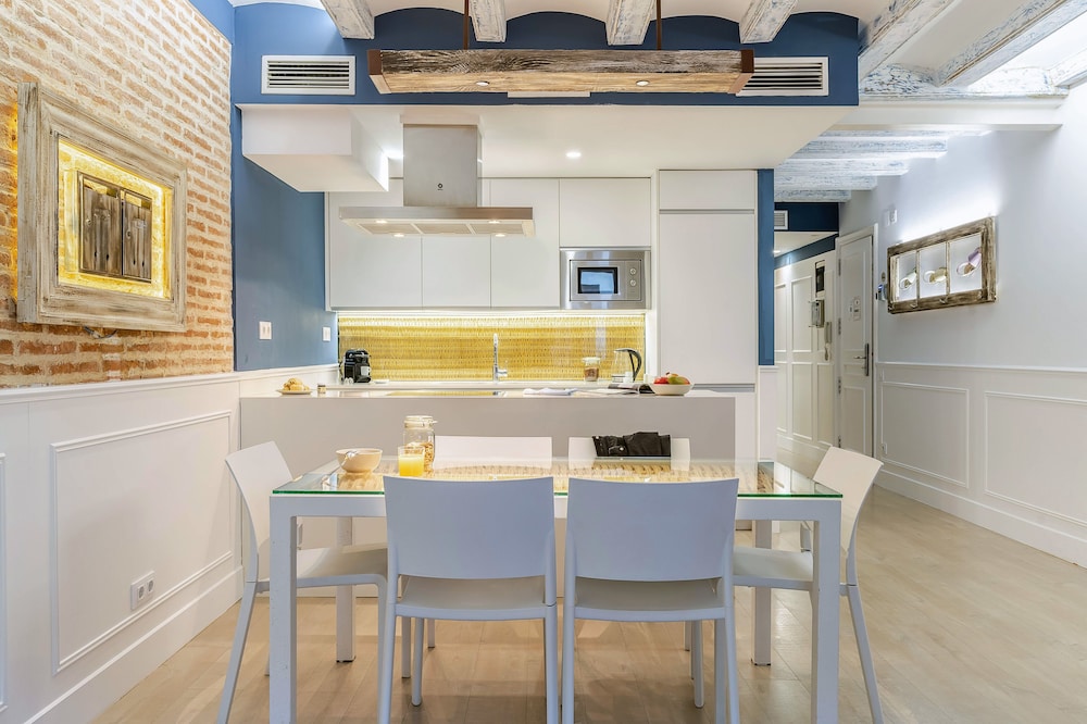 Enjoybcn Colon Apartments Barcelona 36/50