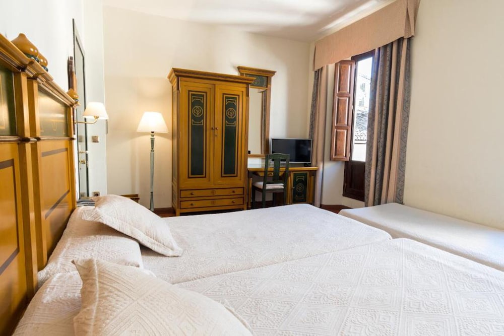 Plaza Nueva Hotel 32/67
