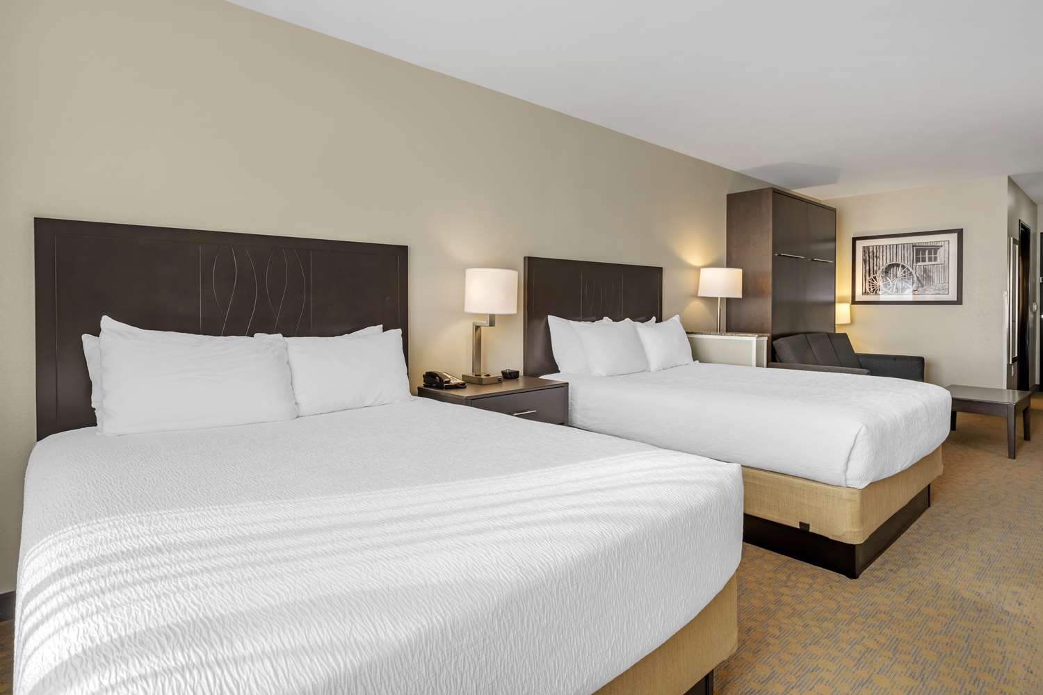 Suite, Murphy Bed, 2 Queen Beds