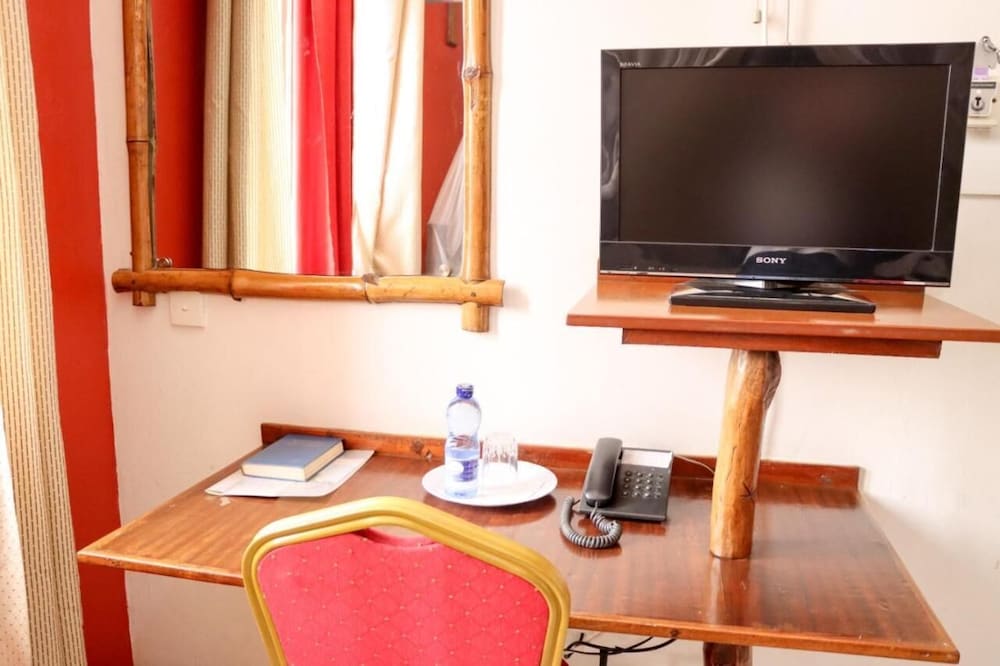 Bridge Hotel Mombasa 30/41