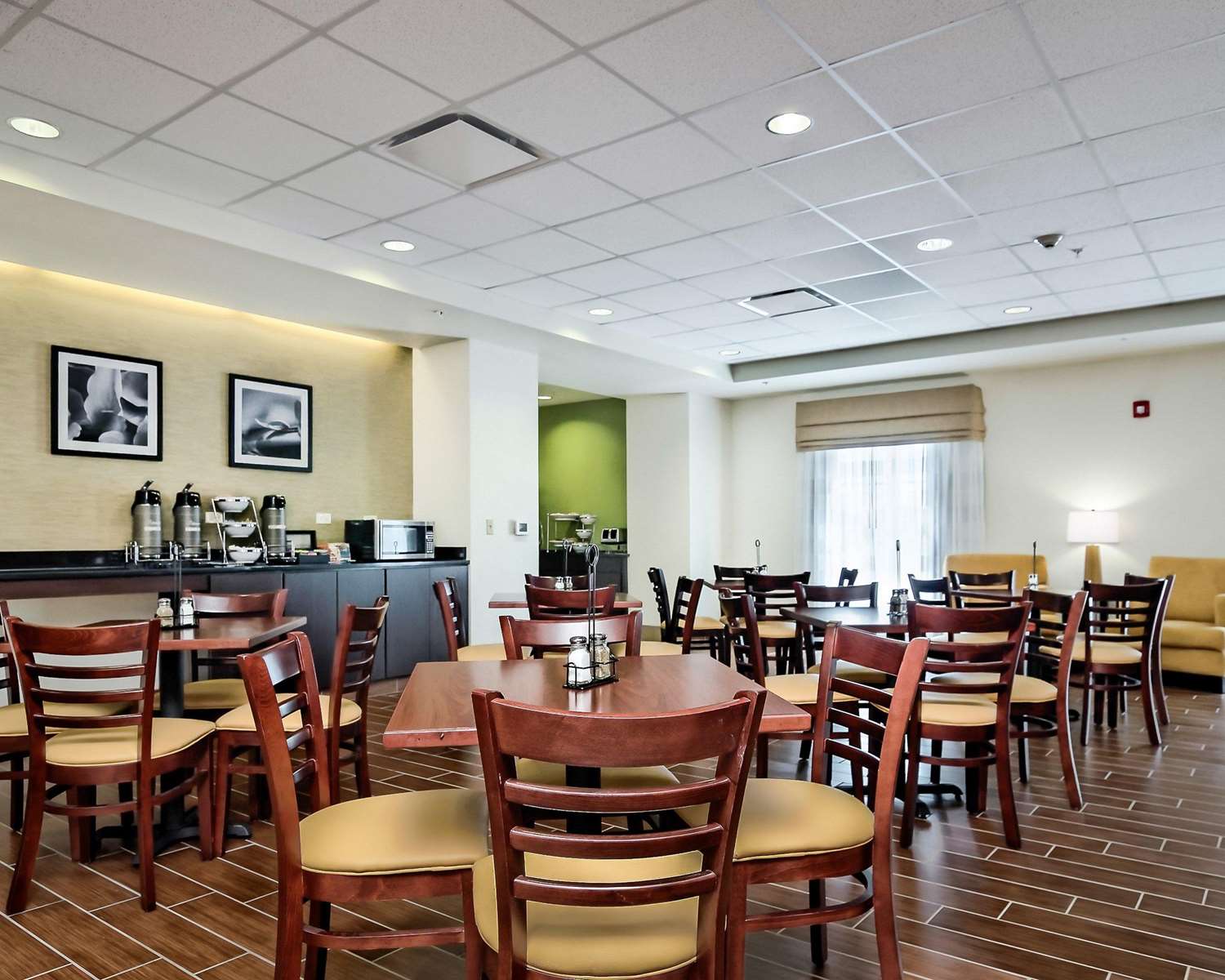 Sleep Inn & Suites Fort Scott 33/41