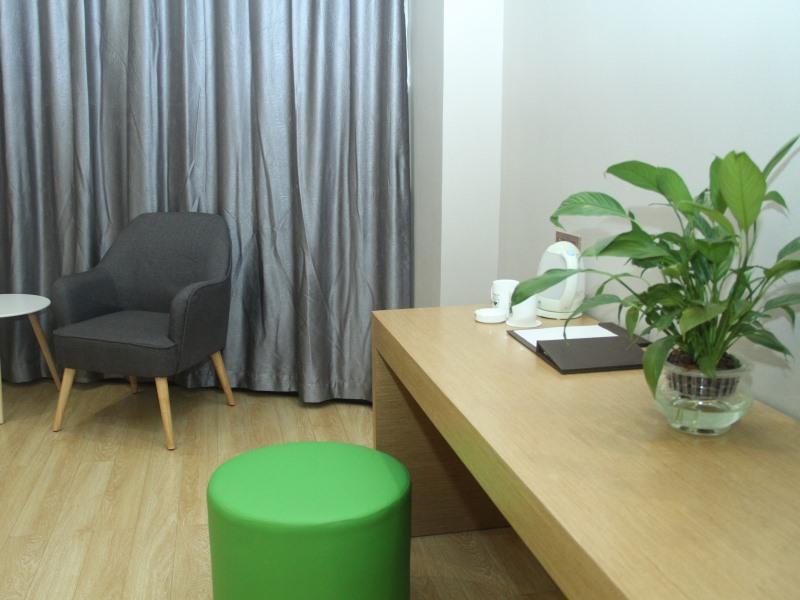 GreenTree Inn Lvliang Xiaoyi City Fuqian Street Hotel 12/22