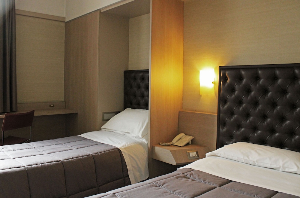 Hotel Viva 20/82