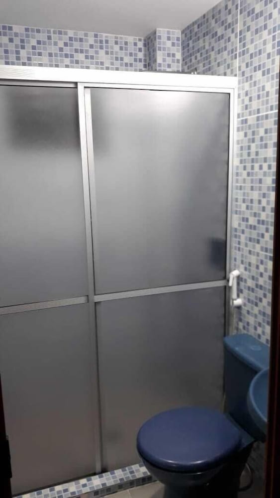 Hostal Residencial Leones De Castilla 45/45