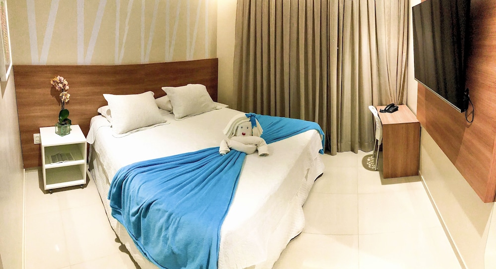 Conde Hotel 21/67