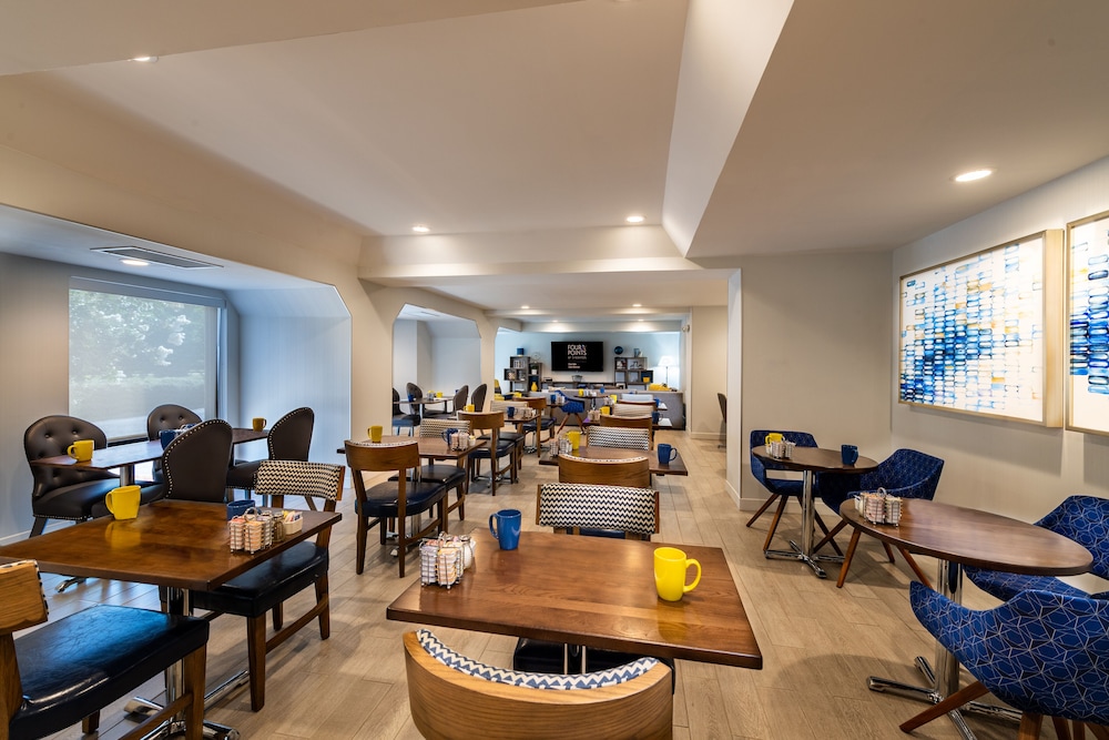 Four Points by Sheraton Charlotte - Lake Norman 29/42