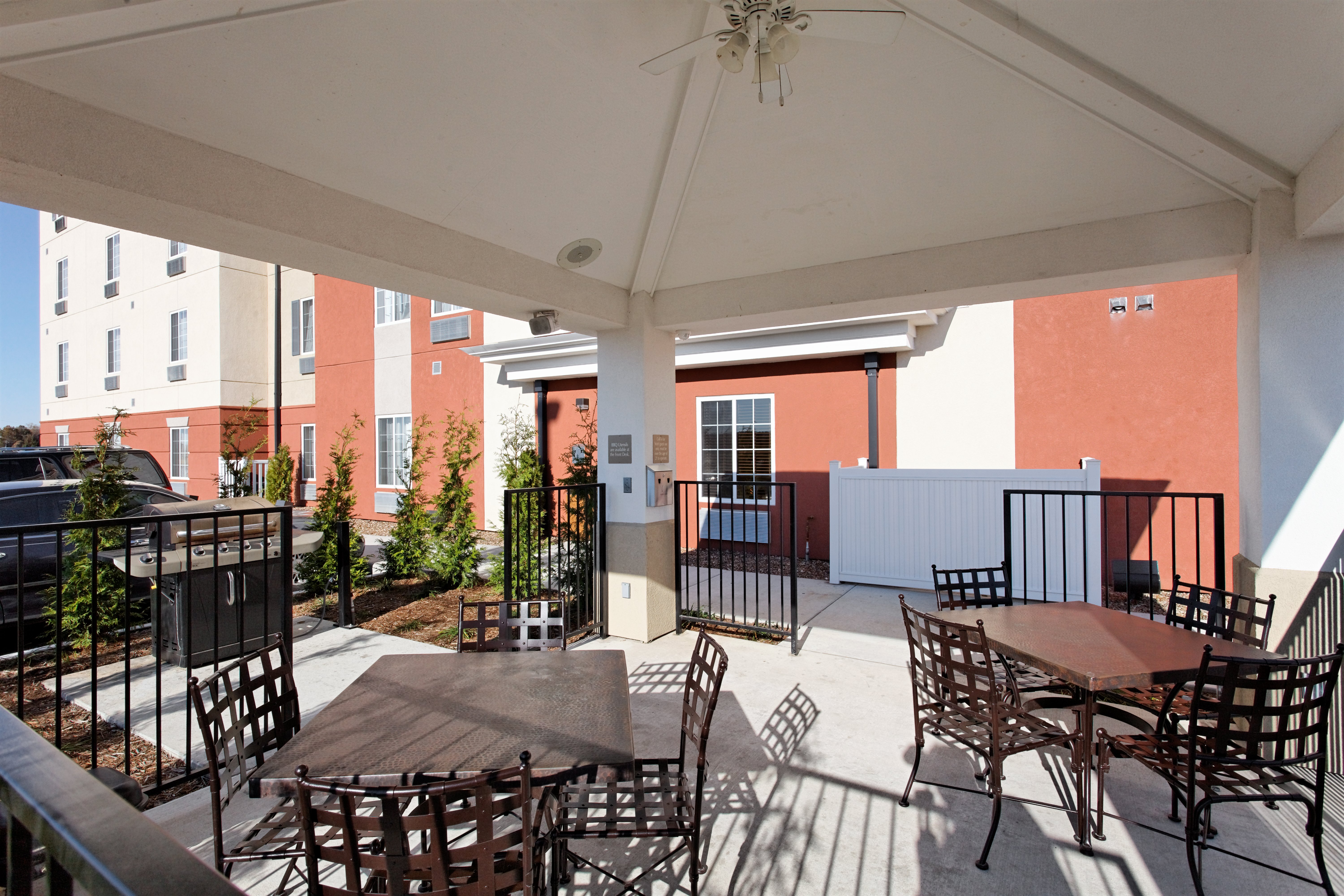 CANDLEWOOD SUITES CAPE GIRARDEAU 41/68