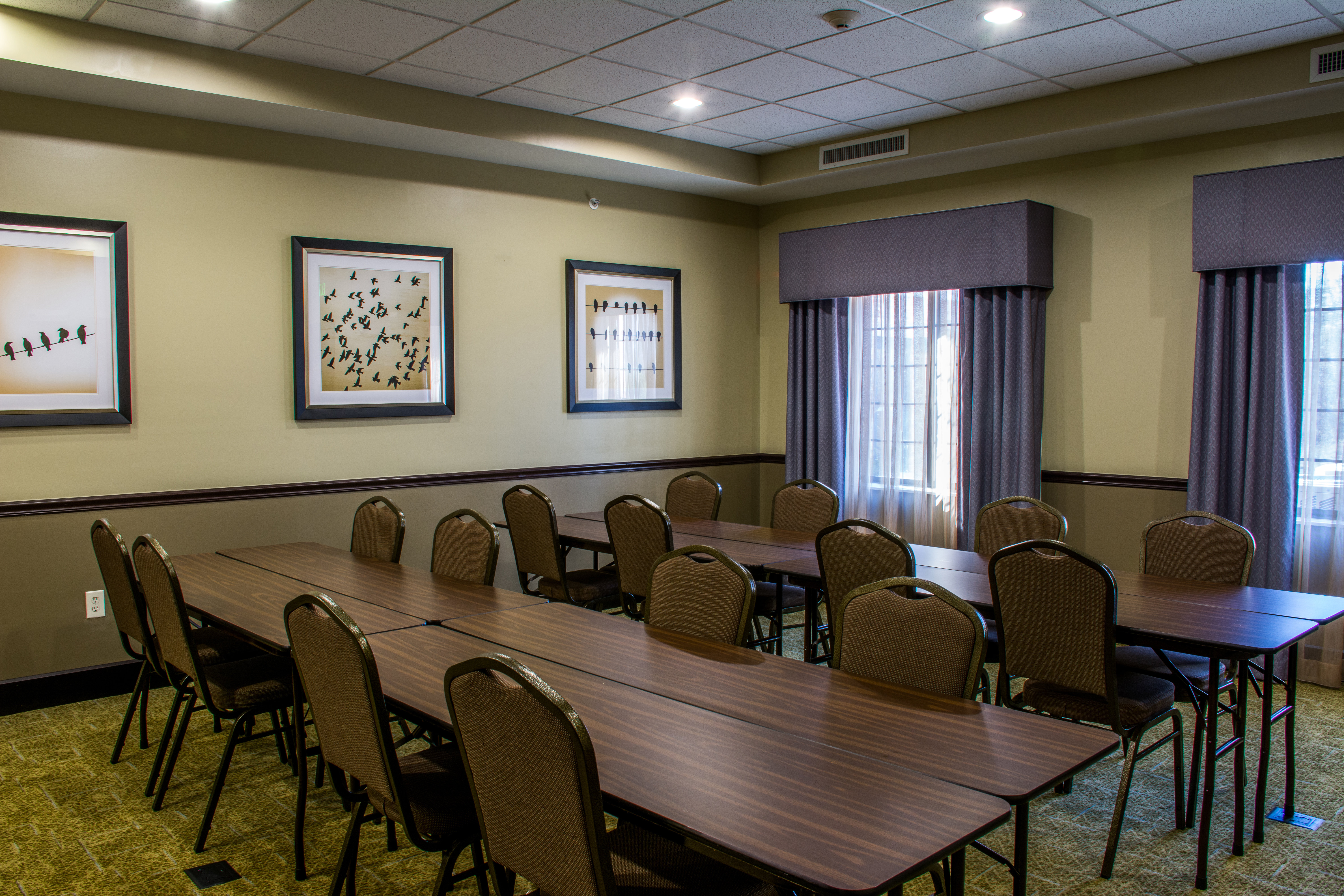 Staybridge Suites Schererville 45/55