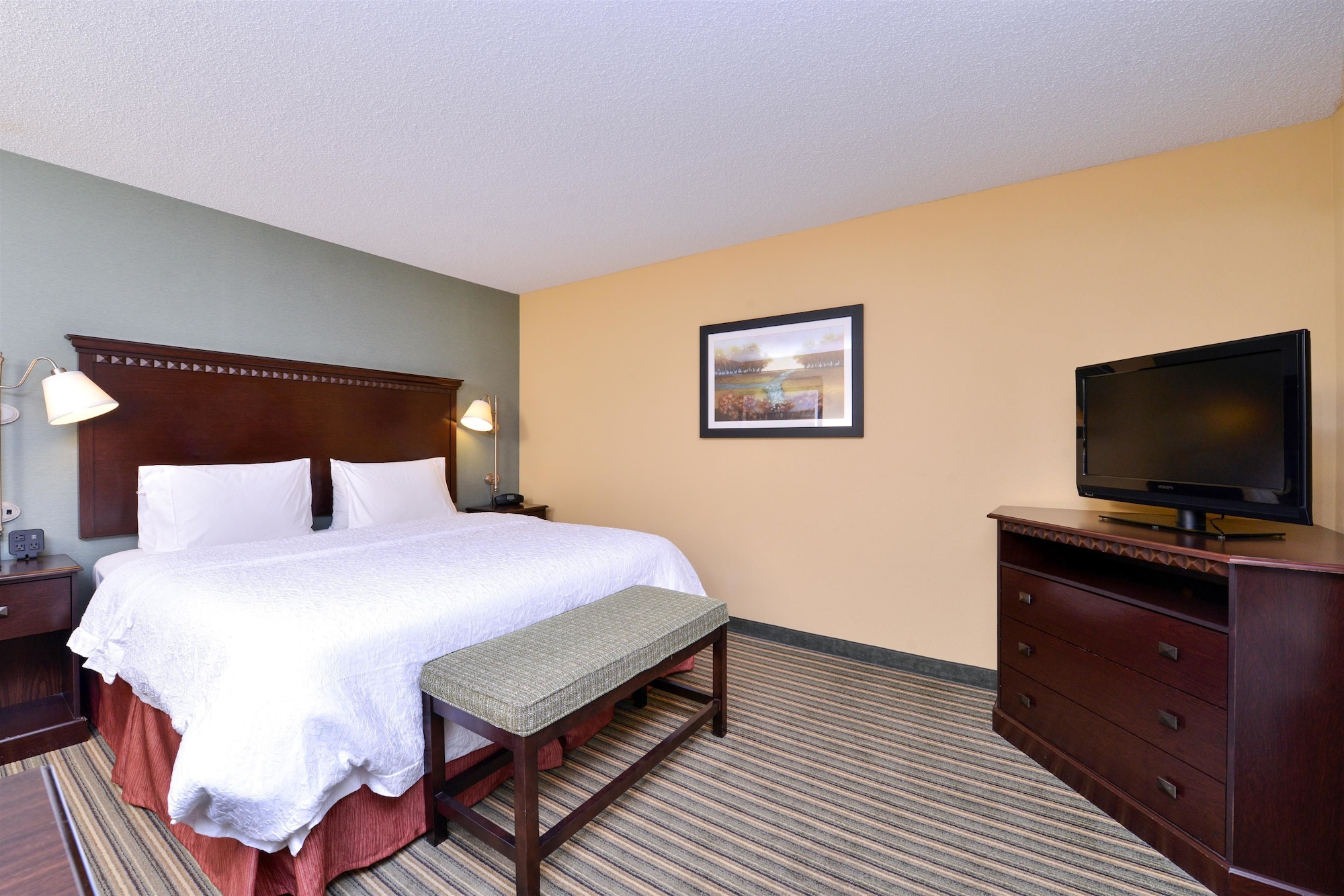 STUDIO, 2 QUEEN BEDS, ACCESSIBLE