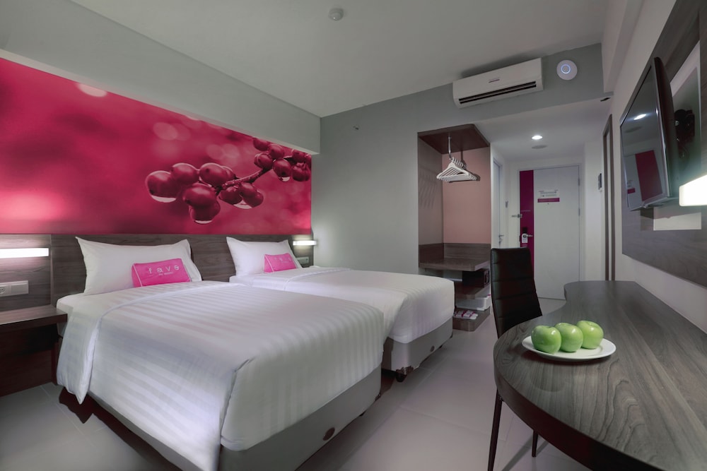 Yusra Inn Hotel Bekasi 6/26