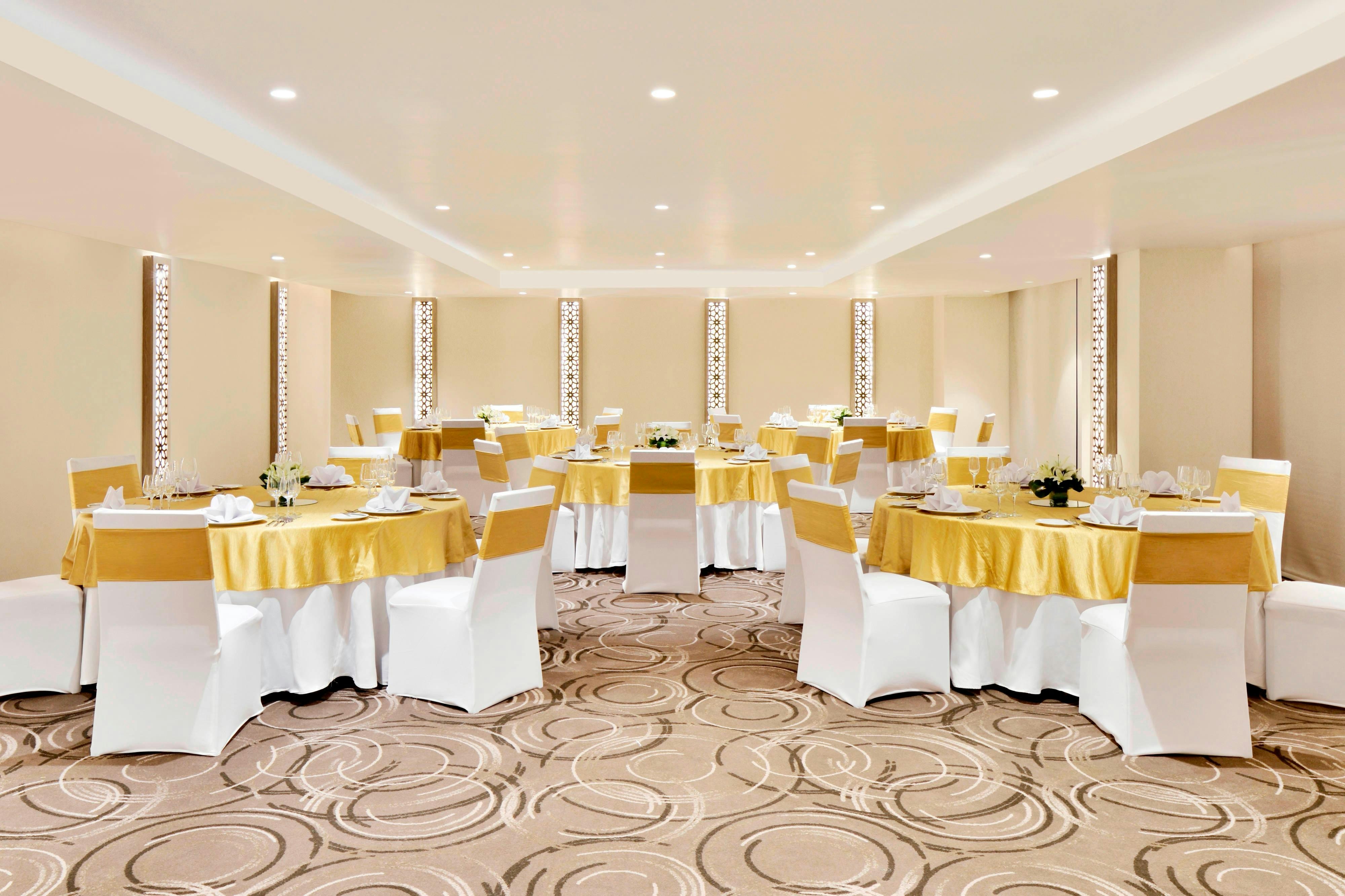 Courtyard Bengaluru Hebbal 16/18