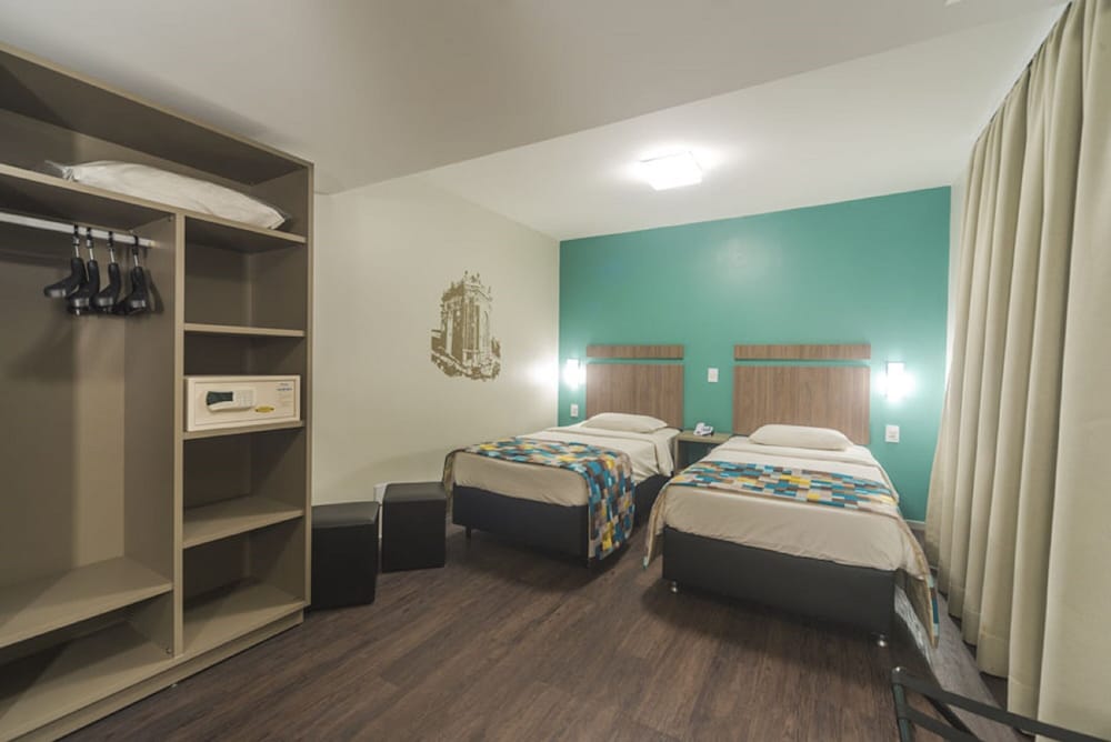 Plus, Standard, Twin Beds