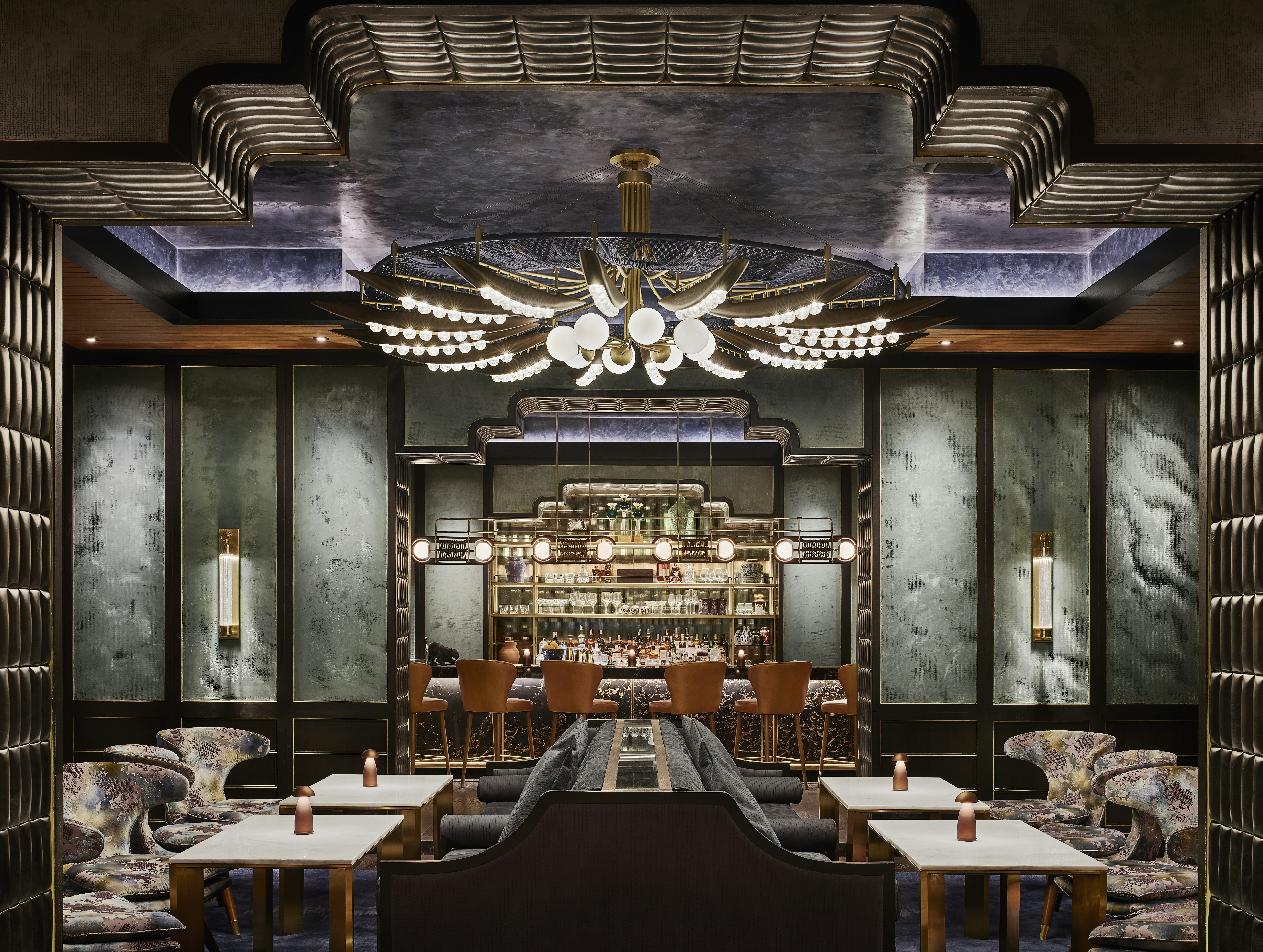 Rosewood Bangkok 61/84