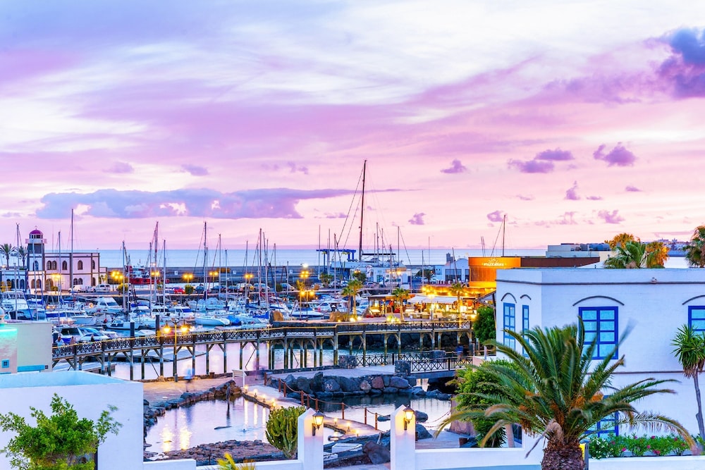 Hotel Cordial Marina Blanca in YAIZA