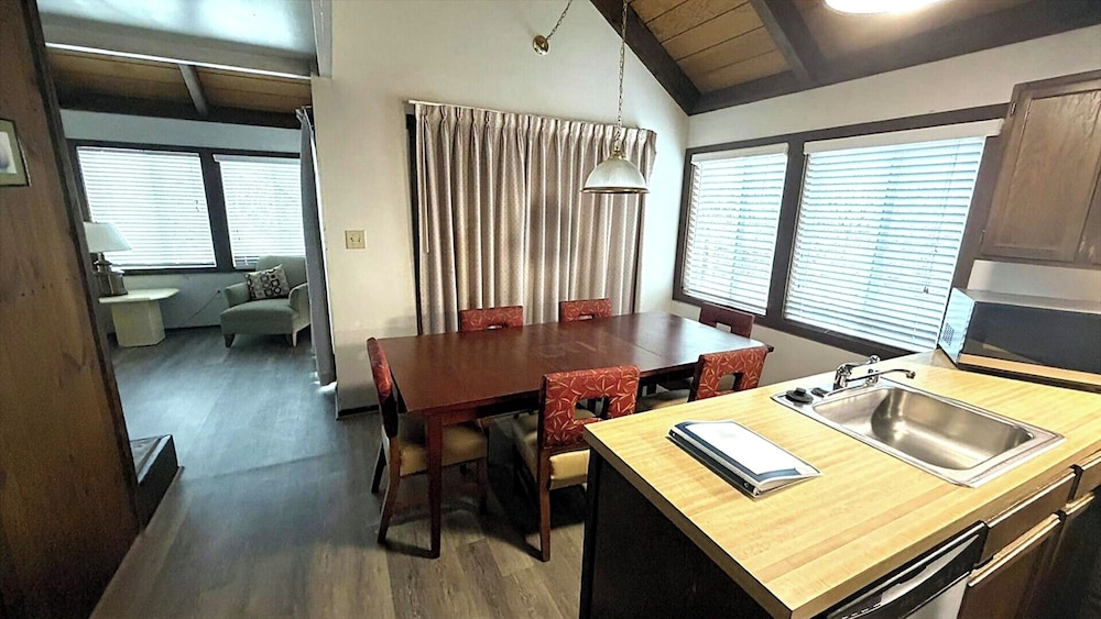Chalet High by SPM Resorts 51/72